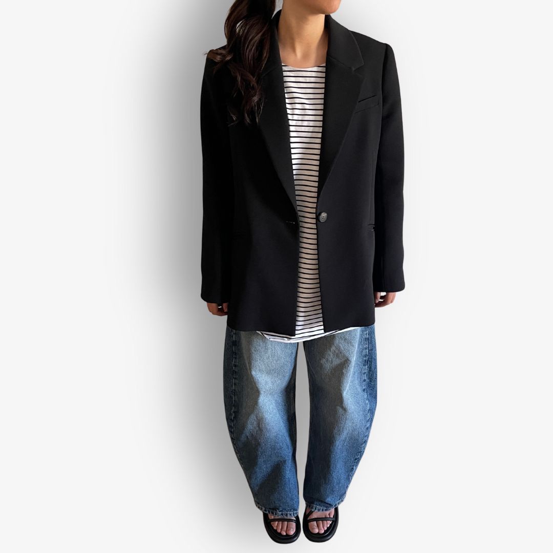 Striped reversible long sleeve circular t-shirt by Two Daughters relaxed fit worn with camilla marc blazer