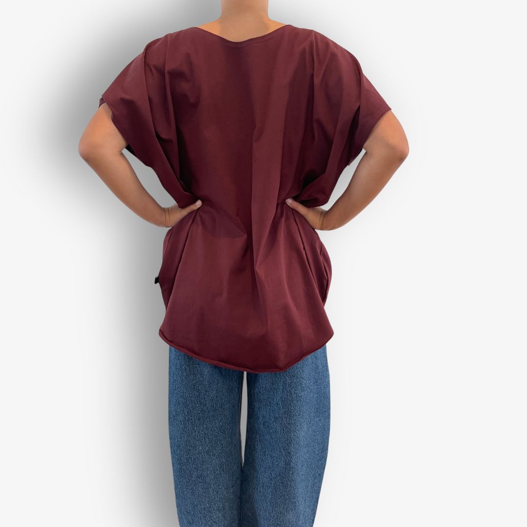 TWO DAUGHTERS ROUND NECK SS CIRCULAR TSHIRT CHERRY CHOCOLATE