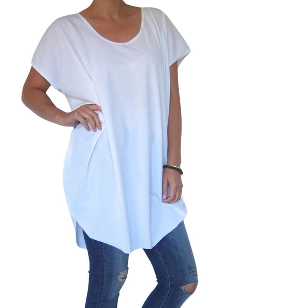 woman wearing two-daughters Circular Tee Round Neck white Organic Cotton with mother-jeans